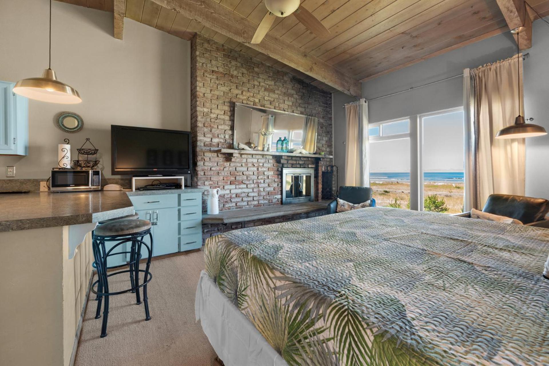 The Tides By The Sea Aparthotel Seaside Bagian luar foto